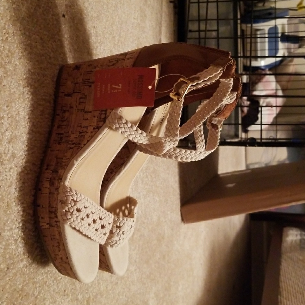 Wedges - Picture 2 of 2